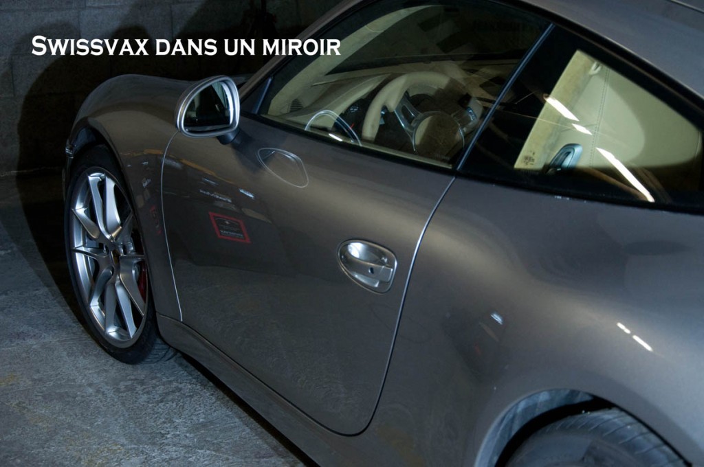 Swissvax-dans-un-miroir